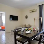 Avra Aparthotel 3*