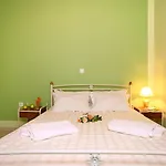 Aparthotel Avra