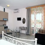 Aparthotel Avra Kalligoni