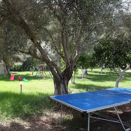 מלון דירות Avra Kalligoni